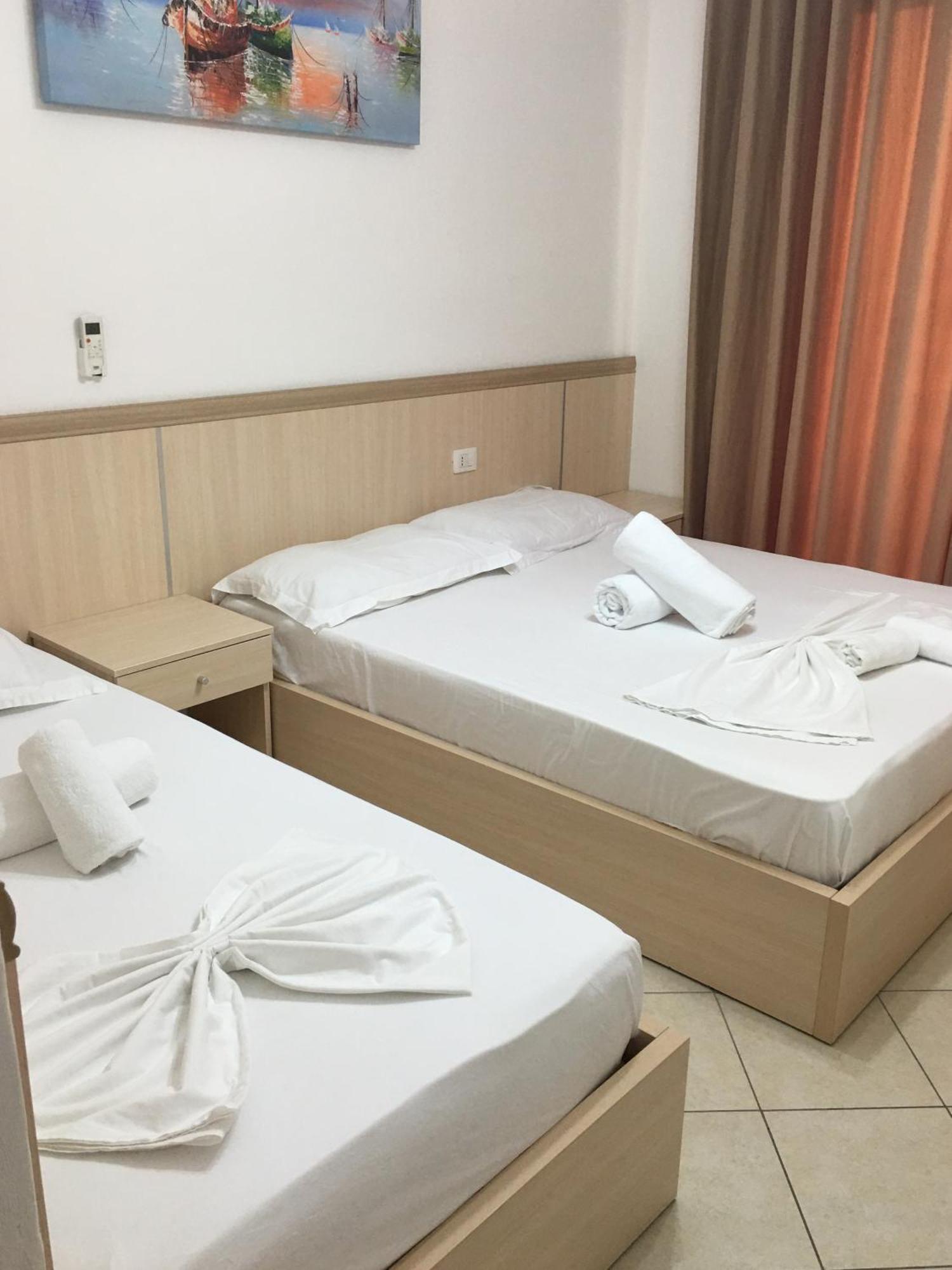 Apart-Hotel Alvi Sarande Exterior photo