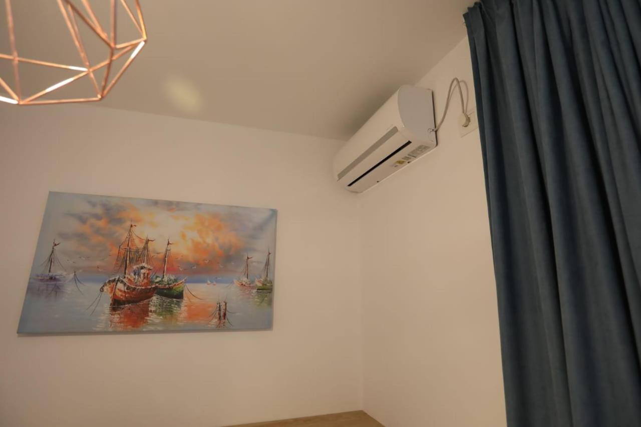 Apart-Hotel Alvi Sarande Exterior photo